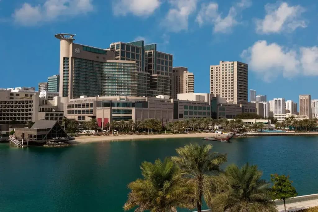 Beach Rotana Hotel - All Suites - Абу-Даби