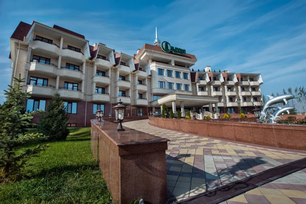 Grand Hotel Burana - Бишкек