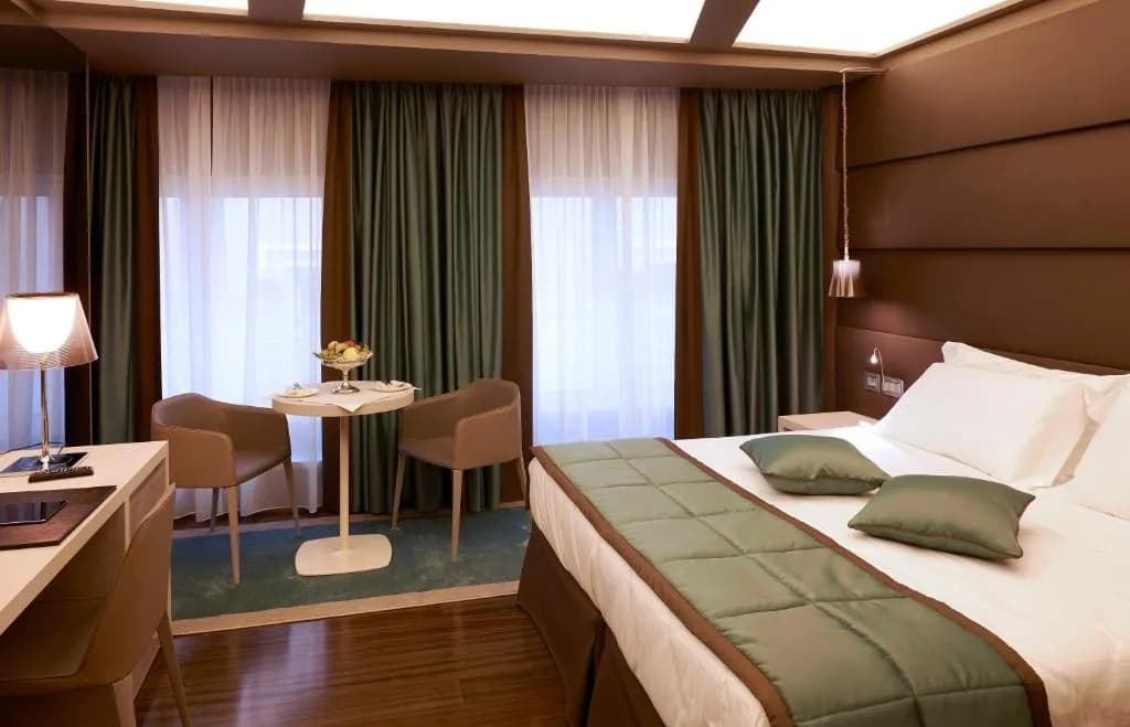 Отель Harry's Bar Trevi Hotel & Restaurant - Рим