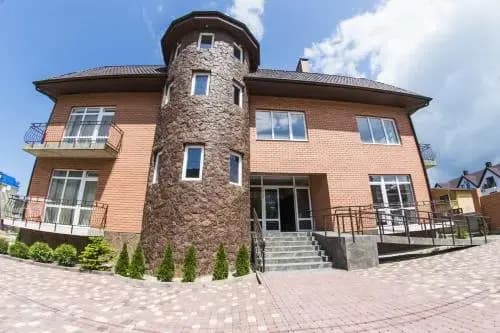 Diona Guesthouse - Сукко