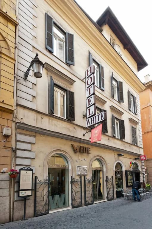 White Hotel - Рим