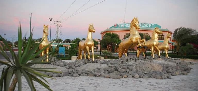 Golden 5 Diamond Resort - Хургада