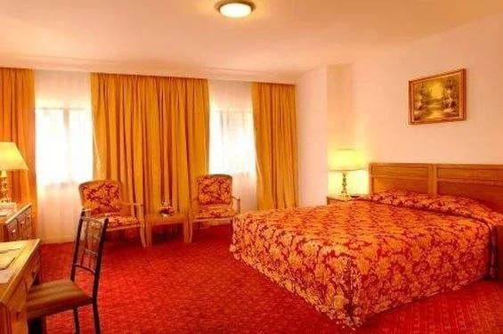 Golden Tulip Dalma Suites - Абу-Даби