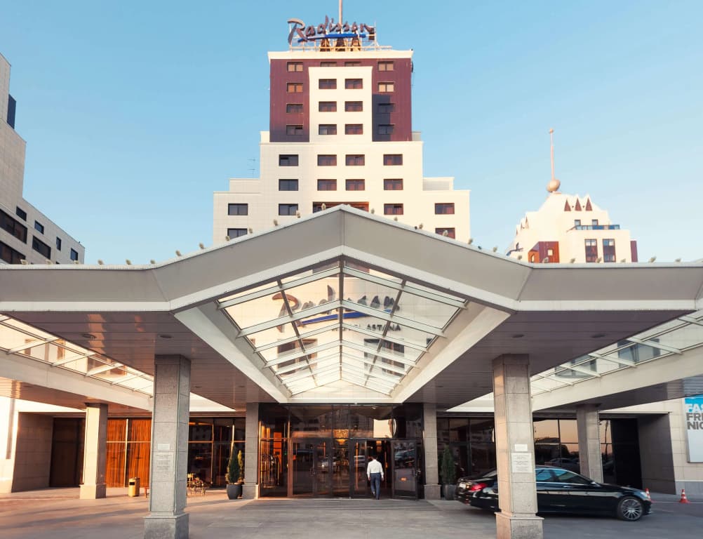 Radisson Hotel, Астана - Астана