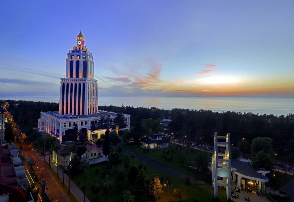 Sheraton Batumi Hotel - Батуми