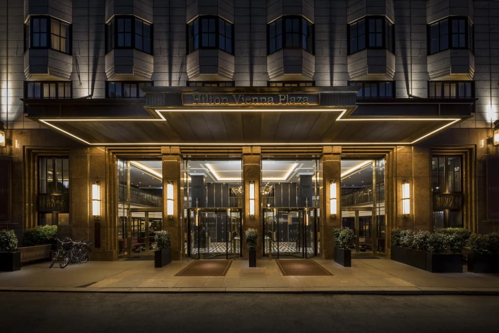 Hilton Vienna Plaza - Вена