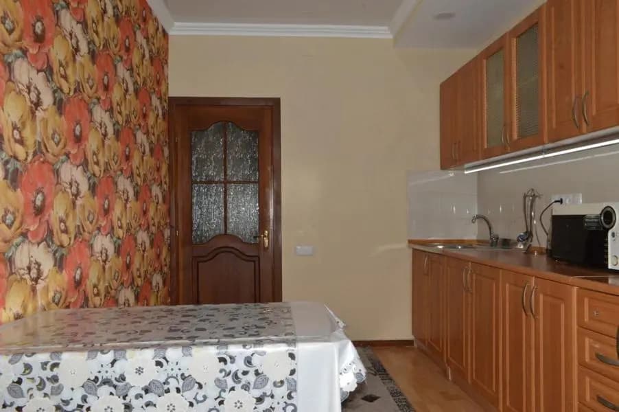 Apartment on Toktogula, 93 - Бишкек