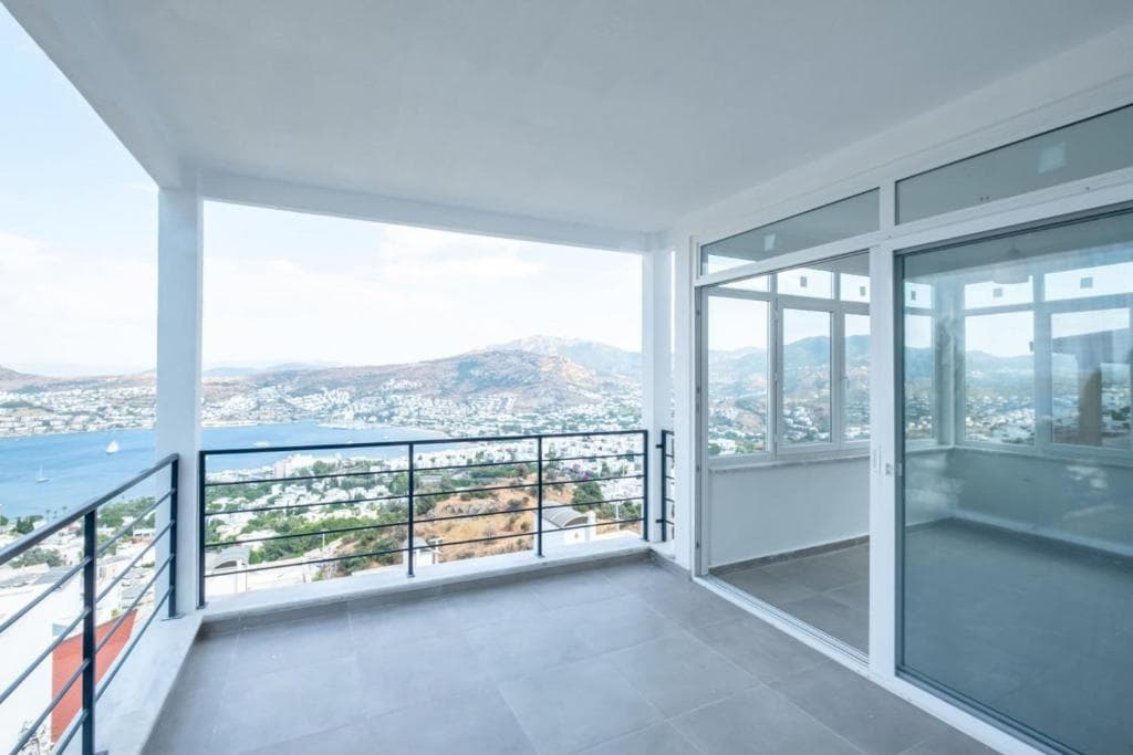 Triplex Villa with Fantastic View in Bodrum - Гюндоган