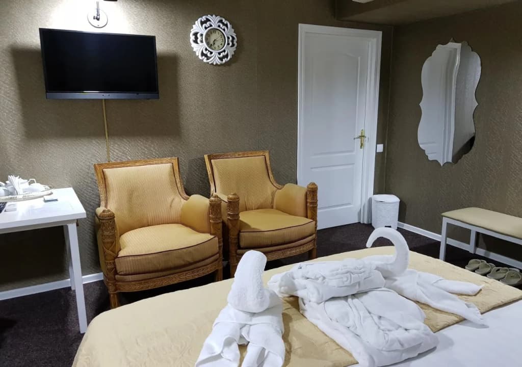 L.E.S. Hostel - Алматы