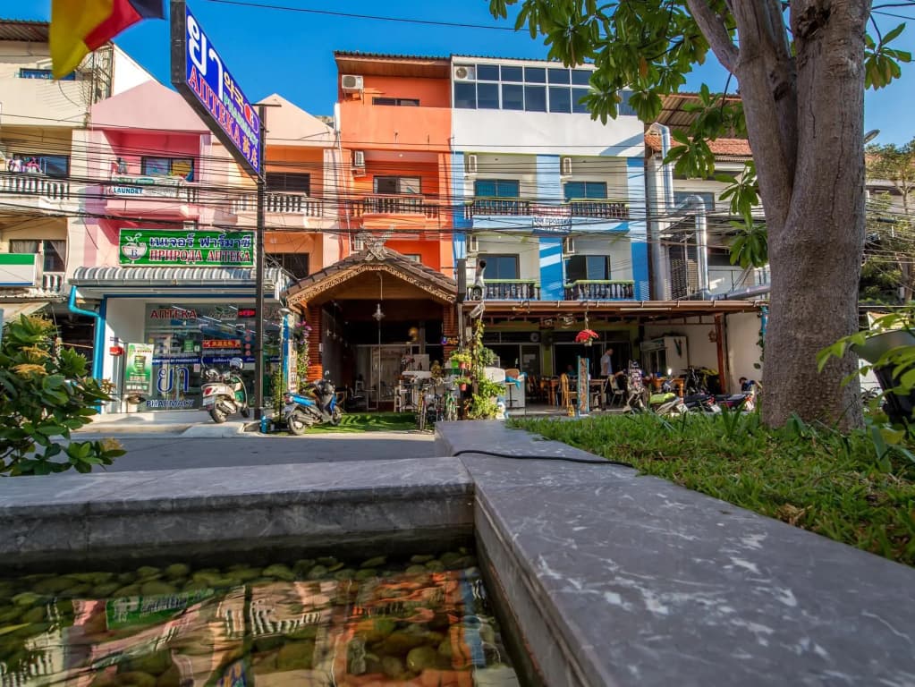 Nong Guest House - Паттайя