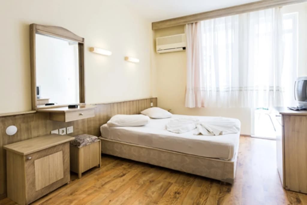 Golden Star Hotel - Сиде