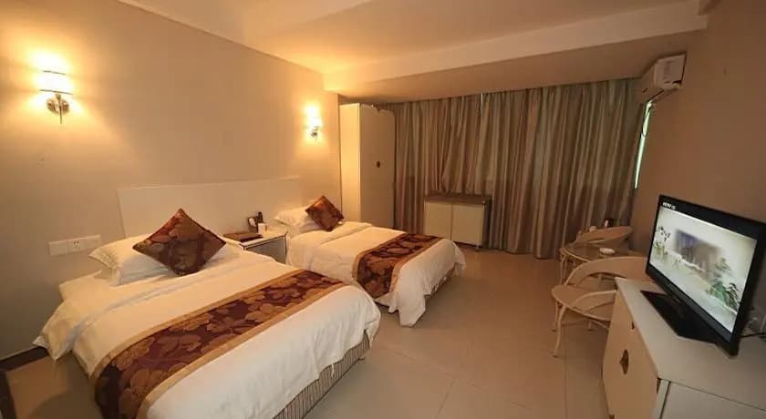 Romantic Sea View Hotel Sanya - Санья