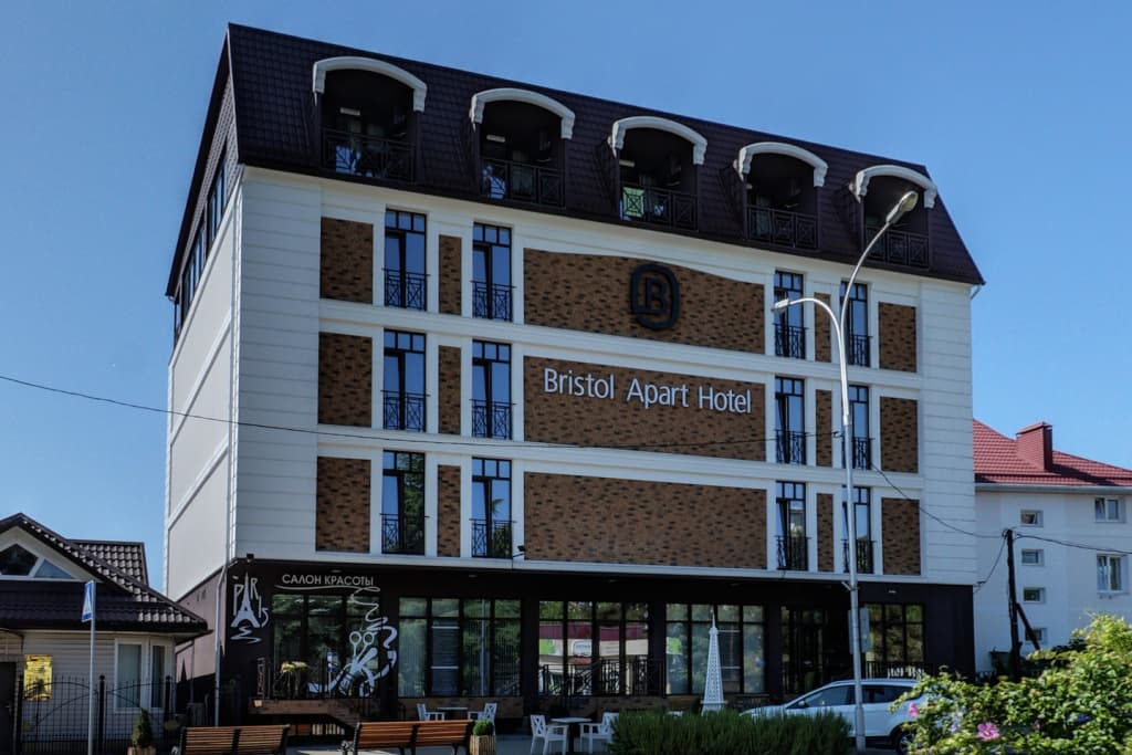 Bristol Apart Hotel - Лазаревское