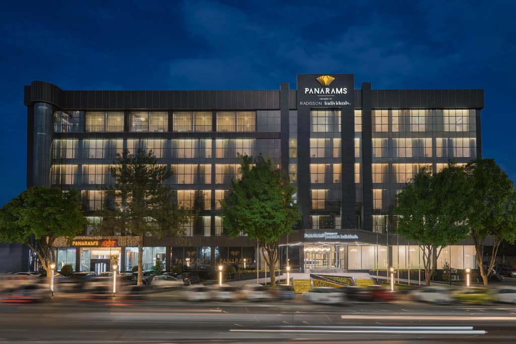 Отель Panarams Tashkent Hotel, a Member of Radisson Individuals. - Ташкент