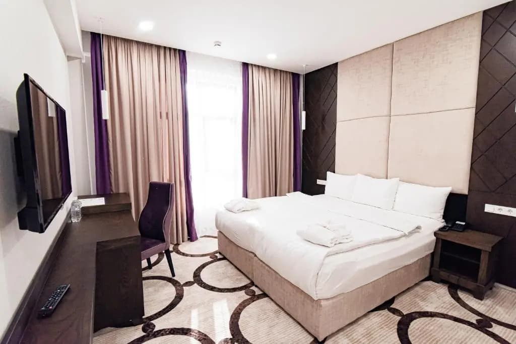 East Palace Hotel - Алматы