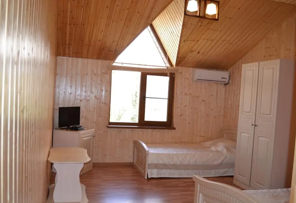 Ararat House - Цандрипш