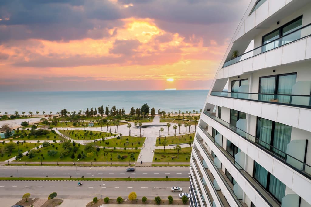 Hotel The Grandeur Batumi - Батуми