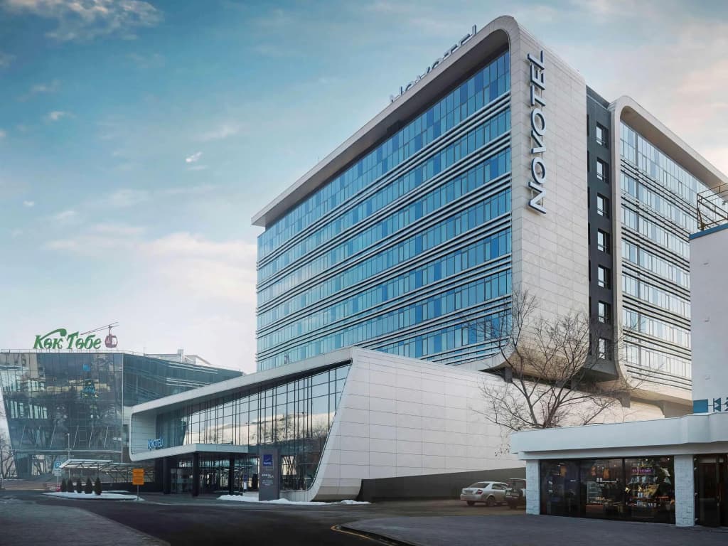 Отель Novotel Almaty City Center - Алматы