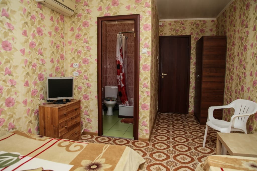 Amur Guest House - Голубицкая