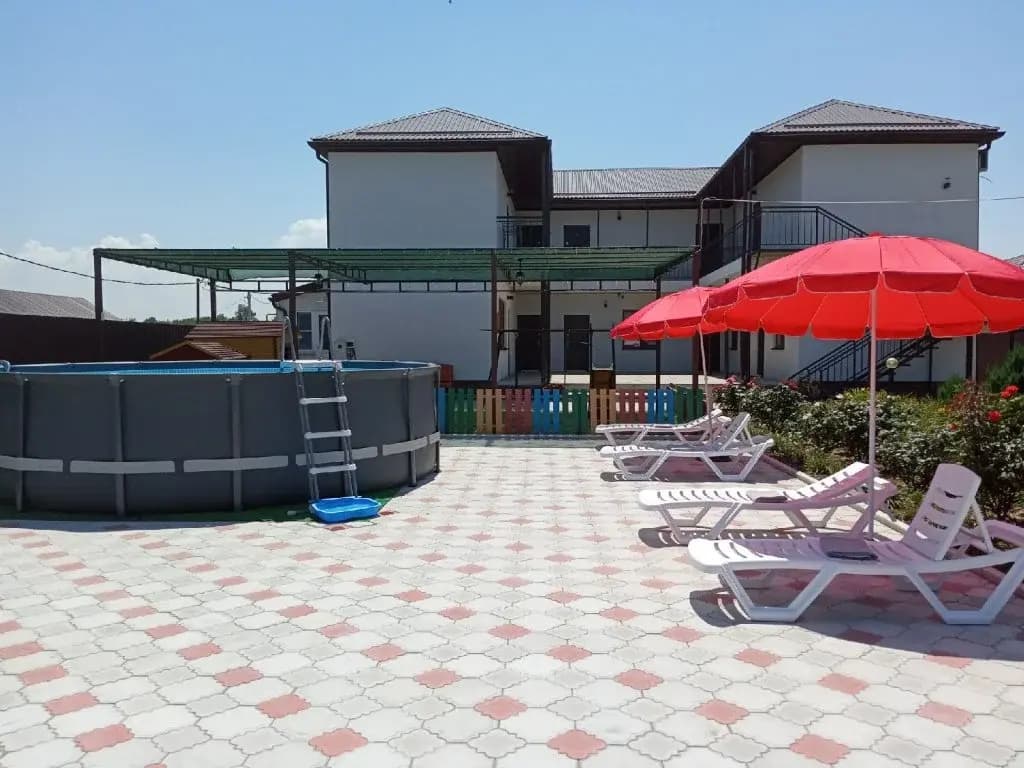 Komfort Guest House - Голубицкая