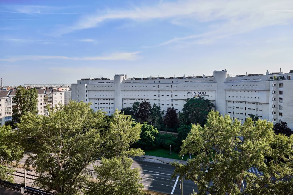 Отель Hilton Vienna Waterfront - Вена