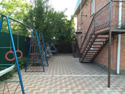 Alenka Guest House - Ейск