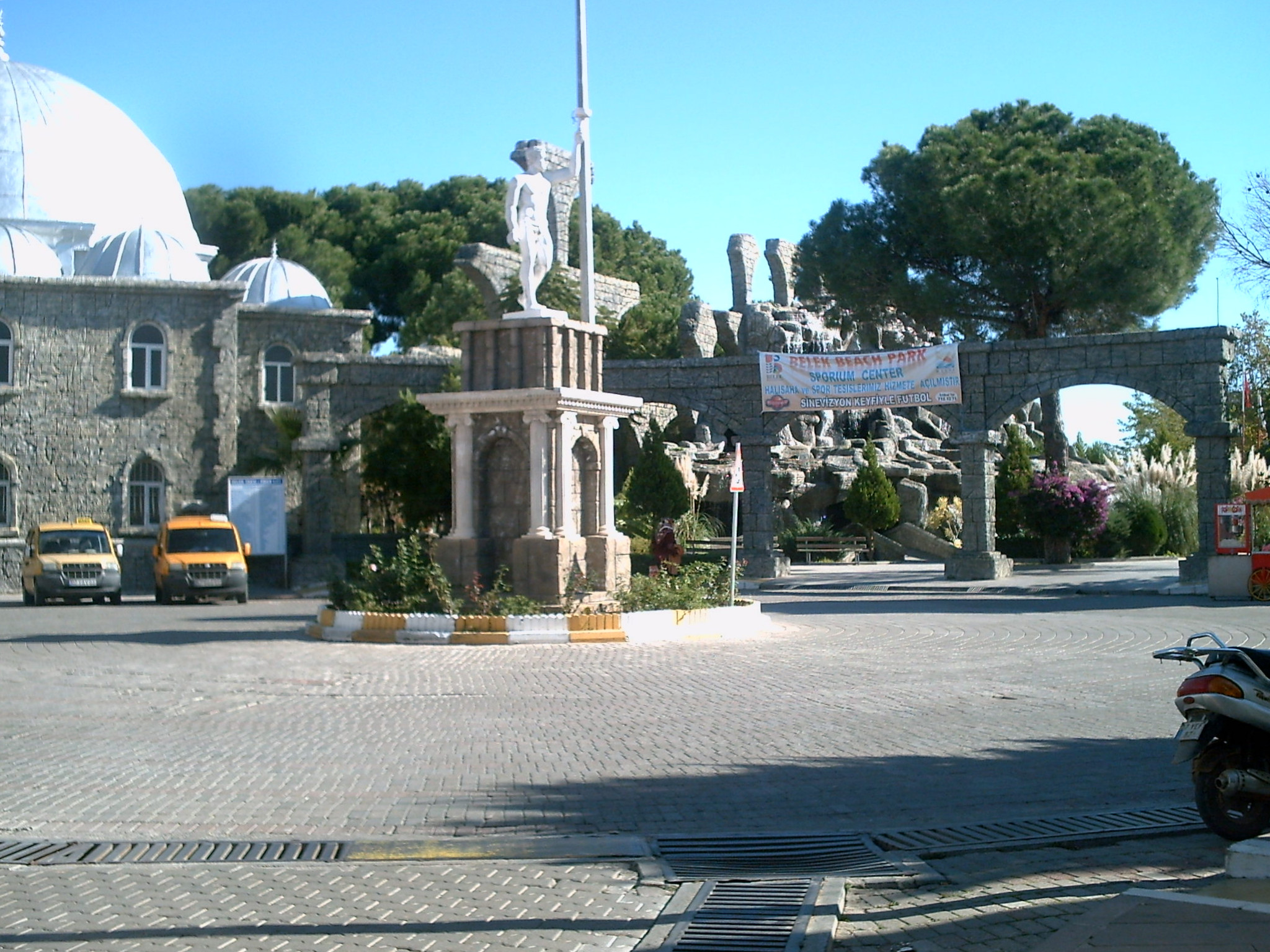 Отели в Белеке